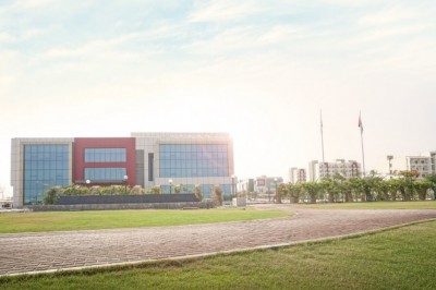 The AURAK Gains ABET Accreditation for Three Degree Programs