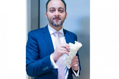 Patient Specific 3D Spine Model and Screw Guides Successfully Used in Scoliosis Surgery