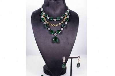 يومان على إقتناء قطع نادرة قبل ختام معرض أبوظبي للمجوهرات والساعات