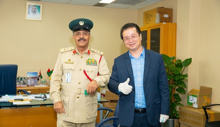 AlFonoon Donates 100,000 Surgical Facemasks to Dubai Police Amidst COVID-19Outbreak.