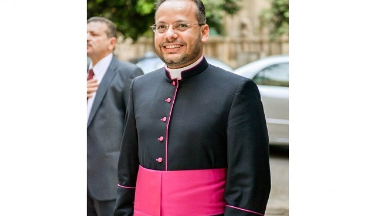 العالم يجتمع اليوم للدعاء والصلاة من أجل الإنسانية