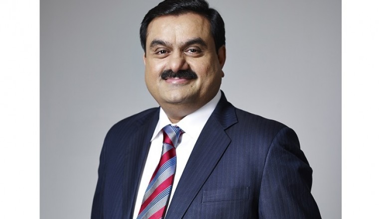 أداني جرين إنيرجي تفوز بأكبر عقدٍ للطاقة الشمسيّة في العالم؛ قفزة نوعيّة تجاه هدف تحقيق 25 جيجاوات من القدرة المركبة بحلول 2025