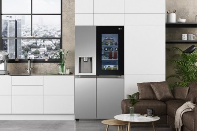 New LG InstaView Refrigerators Demonstrate Hygiene Innovation at CES 2021