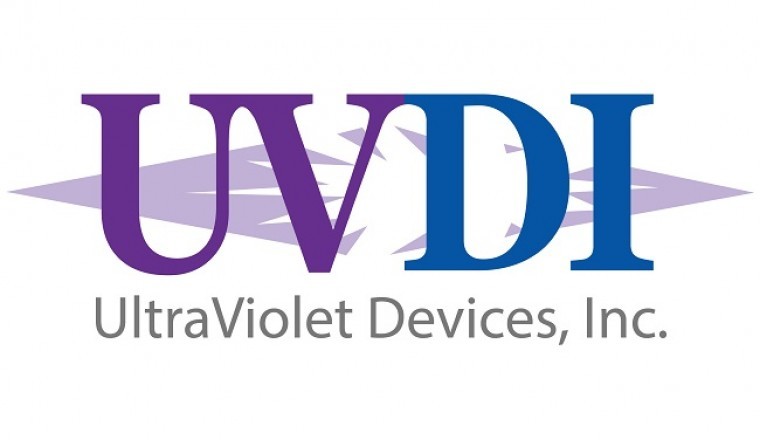 معقّم الغرف يو في دي آي-360 يعطّل فيروس سارس-كوفي-2  على مسافة 12 قدماً (3.65 متراً) في خمس دقائق