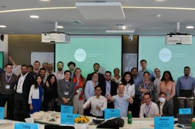 نيروغ ستريت، أول شركة ناشئة تكنولوجية متخصصة في طب الآيورفيدا في الهند، موضوعٌ لدراسةٍ فريدة في كلية إنسياد أبو ظبي