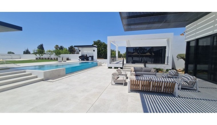 Sustainable construction key to UAE’s infrastructure growth - Tile of Spain