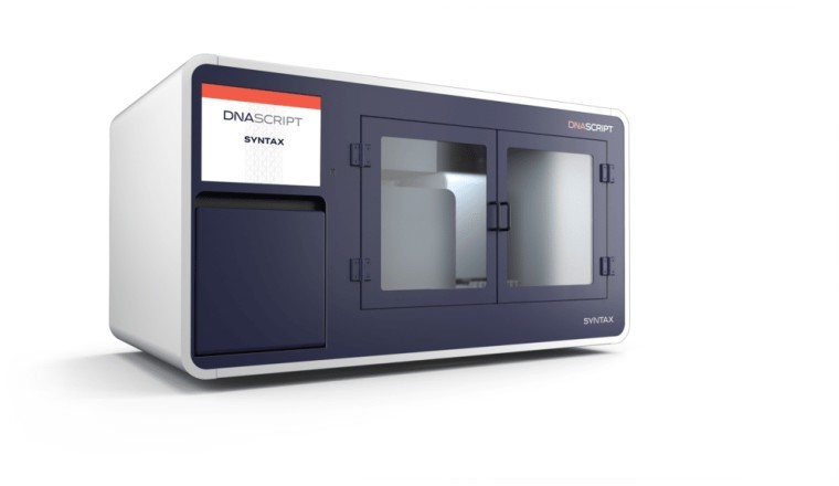 مؤسسة الخليج العلمية تُبرم شراكة استراتيجية مع شركة دي إن إيه سكريبت