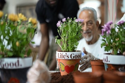 LG Electronics and Dunia Helwa Come Together To Give Back To Local Communities