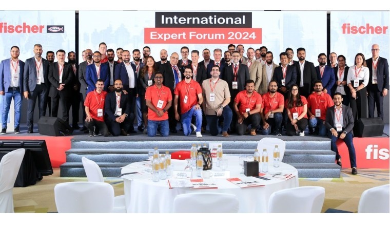 فيشر تشارك رؤاها حول مستقبل قطاع البناء والإنشاءات في منتدى الخبراء الدولي