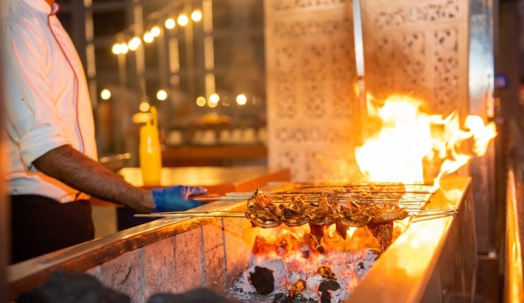 فندق جراند ميلينيوم مسقط يحتفل بعيد الفطر السعيد في تجربة عمانية فاخرة حيث الاسترخاء والضيافة الأصيلة