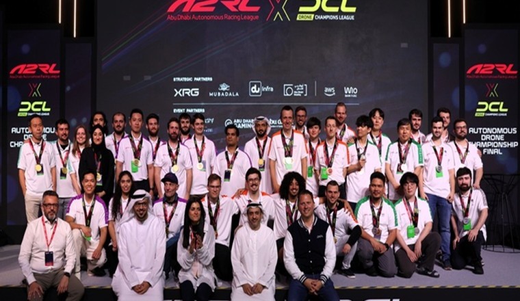 أبوظبي تسجّل إنجازاً جديداً.. الذكاء الاصطناعي يتفوّق على البشر في بطولة الطائرات المسيرة الأكثر إثارة في العالم