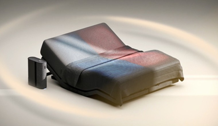 Eight Sleepتقدم الإصدار رقم 5: أول نظام للنوم يدعمه الذكاء الاصطناعي، مع ميزات درجة الحرارة الغامرة والارتفاع مع انعدام الجاذبية والصوت المحيطي لتحسين جودة النوم