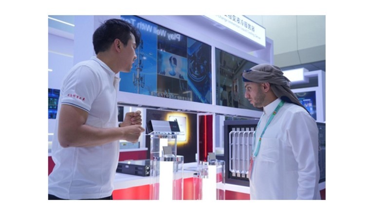 الآلات الكاملة تساهم في تطوير "الحزام والطريق" وتمكّن مستقبلًا رقميًا جديدًا من خلال بنية تحتية عالية الأداء للحوسبة المتقدمة