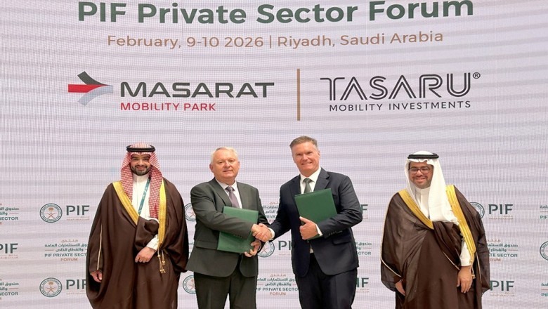 مجمع مسارات للتنقل يعلن عن اتفاقيات مع «مركز تسارع للموردين» لدعم توطين صناعة السيارات في المملكة